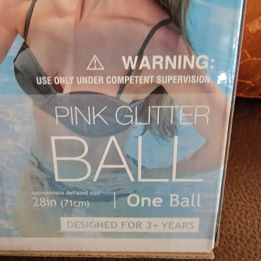 Intex Inflatable Glitter Beach/Pool Ball Pink Glitter/Summer Fun/BIG 28 in NEW!